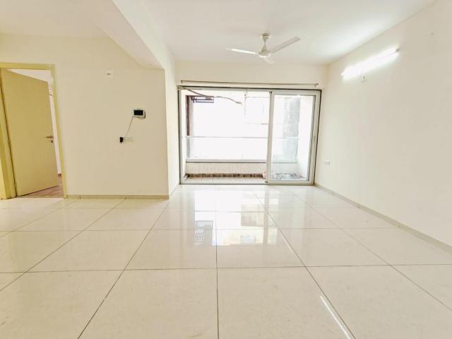 3 BHK Apartment in Navrangpura for rent Ahmedabad. The reference number is 21143095