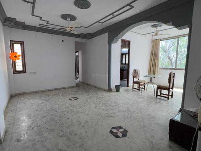 3 BHK Apartment in Navrangpura for rent Ahmedabad. The reference number is 21202872