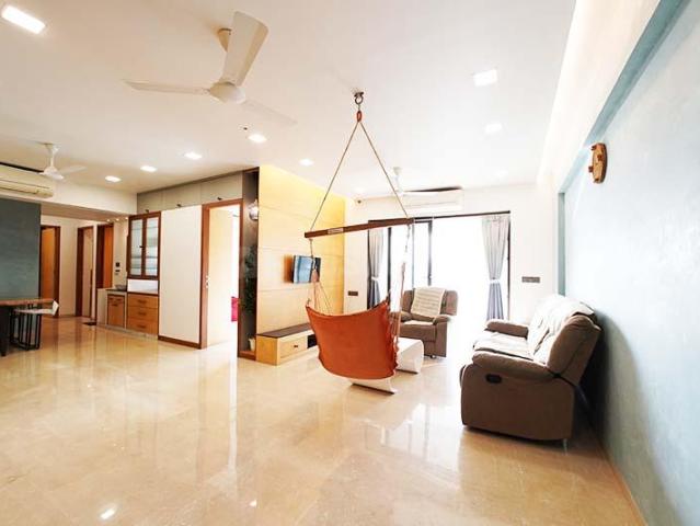 3 BHK Apartment in Navrangpura for resale Ahmedabad. The reference number is 20390851