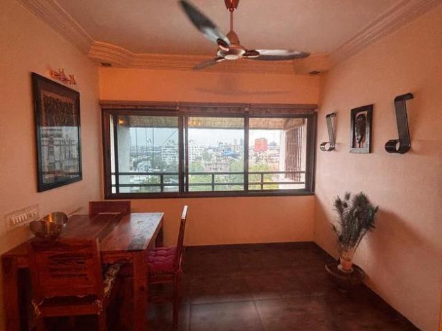 3 BHK Apartment in Navrangpura for resale Ahmedabad. The reference number is 21118098