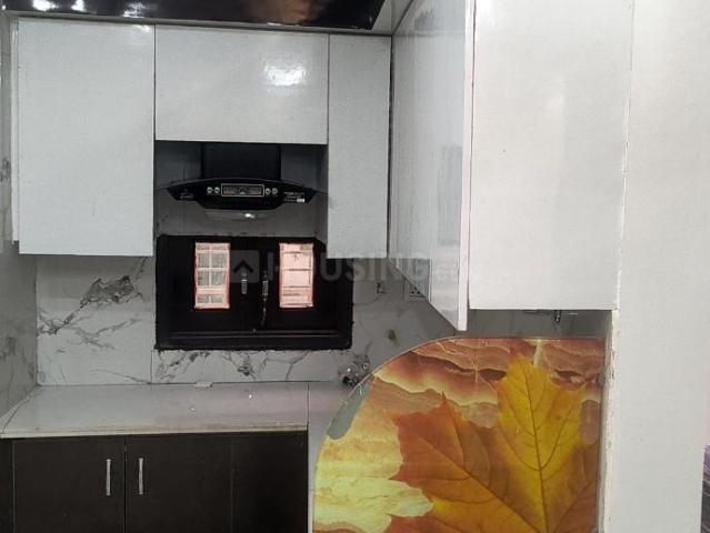 3 BHK Apartment in Nawada for rent New Delhi. The reference number is 18553106
