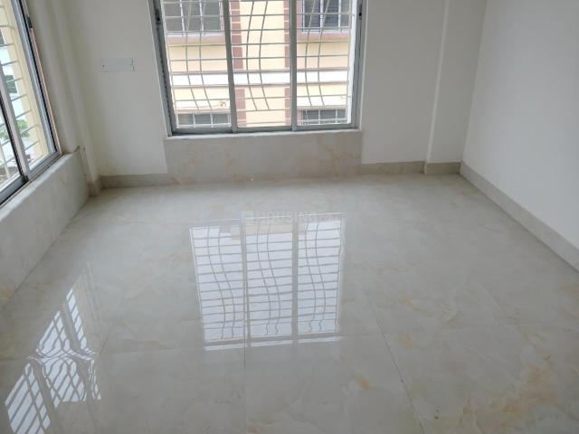 3 BHK Apartment in Nayabad for resale Kolkata. The reference number is 20730508