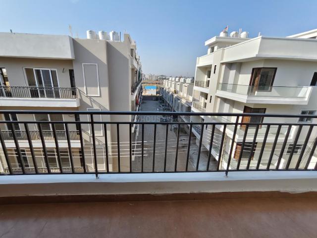 3 BHK Apartment in Nabha for rent Zirakpur. The reference number is 14866635