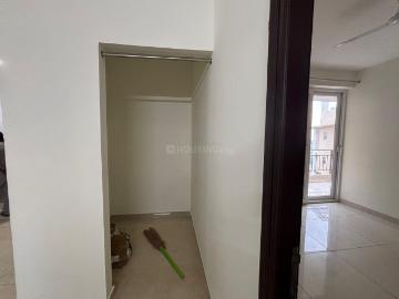 Flat for rent in Ajit Enclave - Parking