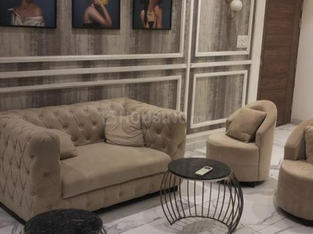 3 BHK Apartment in Nabha for rent Zirakpur. The reference number is 21175925
