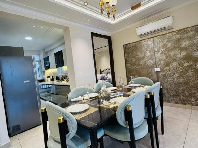 3 BHK Apartment in Nagla for resale Zirakpur. The reference number is 20669423