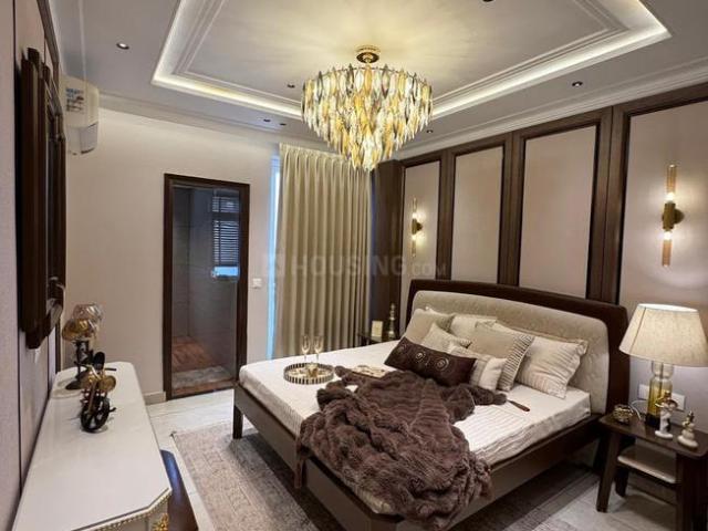 3 BHK Apartment in Nagla for resale Zirakpur. The reference number is 20759011