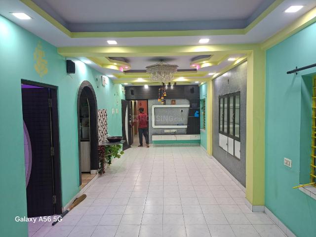3 BHK Apartment in Naktala for rent Kolkata. The reference number is 20518097