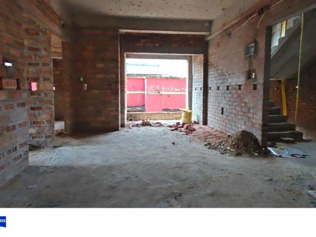 3 BHK Apartment in Naktala for resale Kolkata. The reference number is 21127106