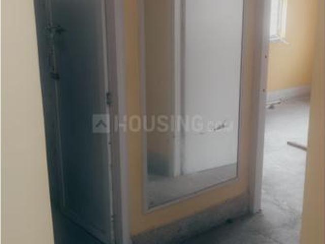 3 BHK Apartment in Naktala for resale Kolkata. The reference number is 21234051