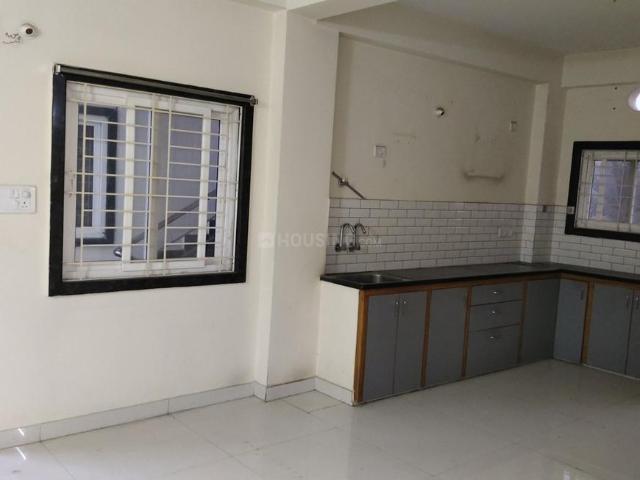 3 BHK Apartment in Nallakunta for rent Hyderabad. The reference number is 18838317