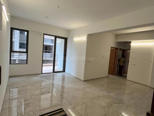 3 BHK Apartment in Nana Chiloda for resale Ahmedabad. The reference number is 21084536