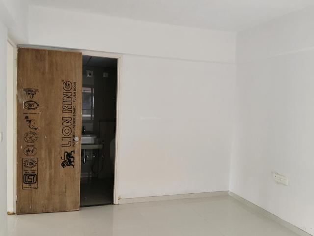 3 BHK Apartment in Naranpura for rent Ahmedabad. The reference number is 20384404