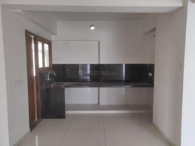 3 BHK Apartment in Naranpura for rent Ahmedabad. The reference number is 20429455