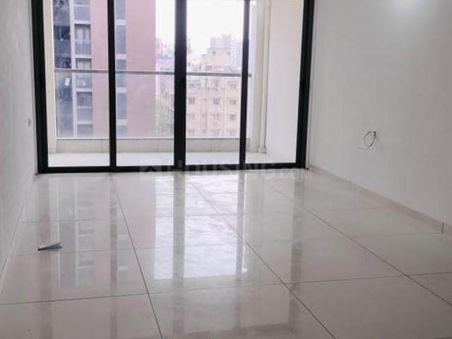 3 BHK Apartment in Naranpura for rent Ahmedabad. The reference number is 21050136
