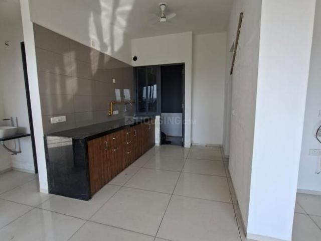 3 BHK Apartment in Naranpura for rent Ahmedabad. The reference number is 21094155