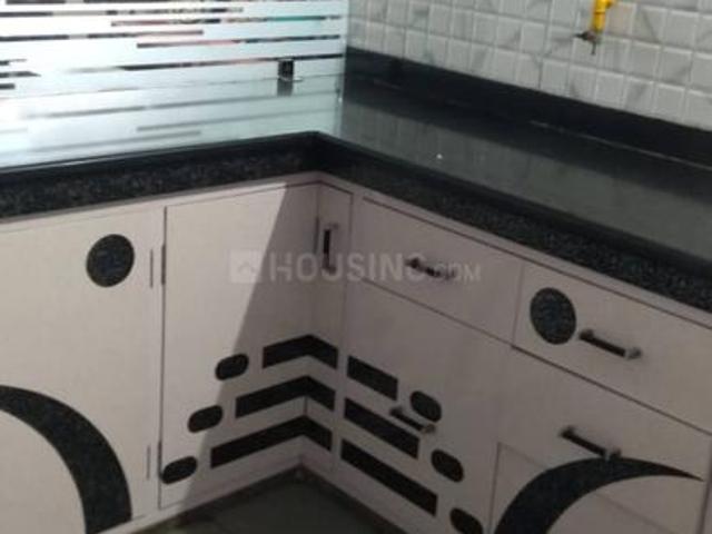 3 BHK Apartment in Naranpura for rent Ahmedabad. The reference number is 21174084