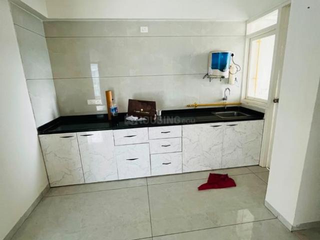 3 BHK Apartment in Naranpura for rent Ahmedabad. The reference number is 21101380