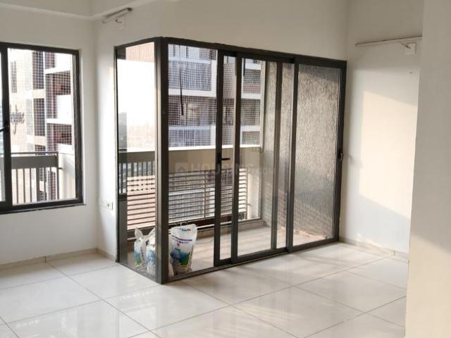 3 BHK Apartment in Naranpura for rent Ahmedabad. The reference number is 21102129