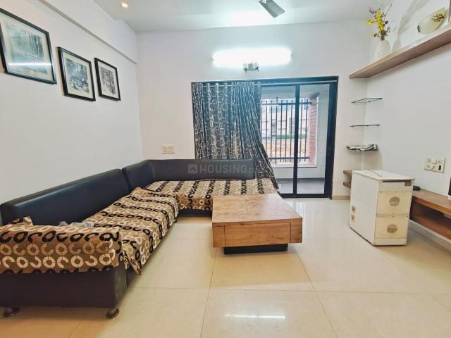 3 BHK Apartment in Naranpura for rent Ahmedabad. The reference number is 21217518