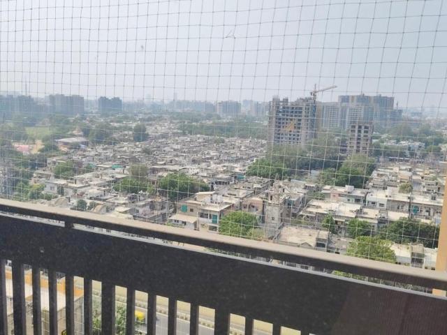 3 BHK Apartment in Naranpura for rent Ahmedabad. The reference number is 21329163