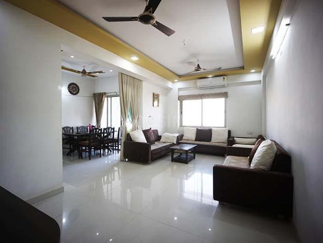 3 BHK Apartment in Naranpura for resale Ahmedabad. The reference number is 19983352