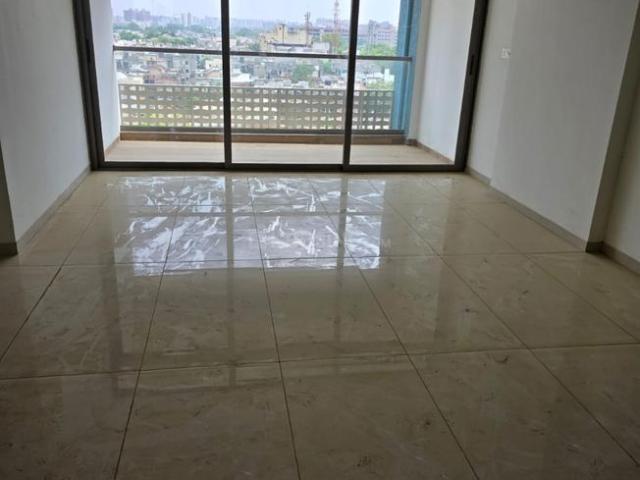 3 BHK Apartment in Naranpura for resale Ahmedabad. The reference number is 19999081