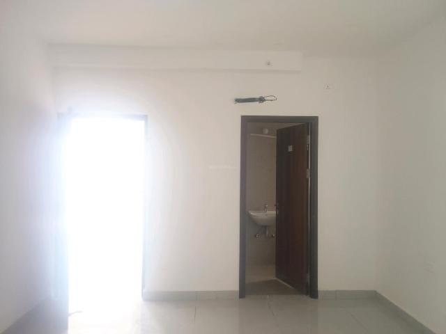 3 BHK Apartment in Narsingi for resale Hyderabad. The reference number is 19599832