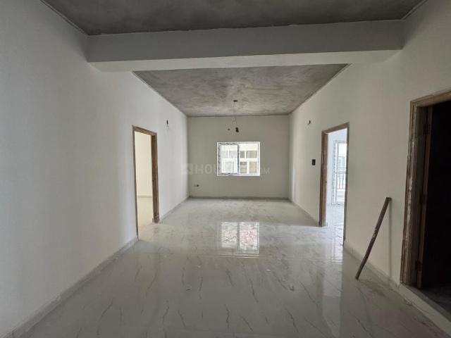 3 BHK Apartment in Narsingi for resale Hyderabad. The reference number is 21037731