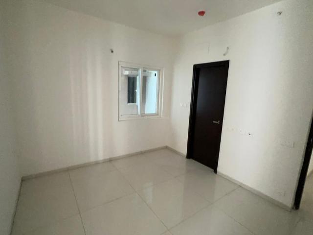 3 BHK Apartment in Narsingi for resale Hyderabad. The reference number is 21329852
