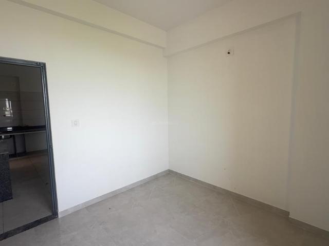 3 BHK Apartment in New Maninagar for rent Ahmedabad. The reference number is 20737800
