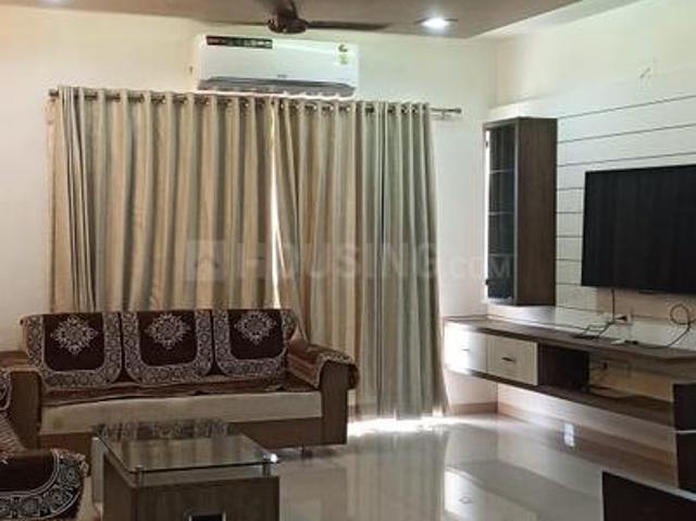3 BHK Apartment in New Alkapuri for rent Vadodara. The reference number is 21085001