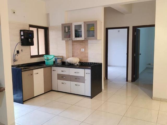 3 BHK Apartment in New Alkapuri for rent Vadodara. The reference number is 21115072