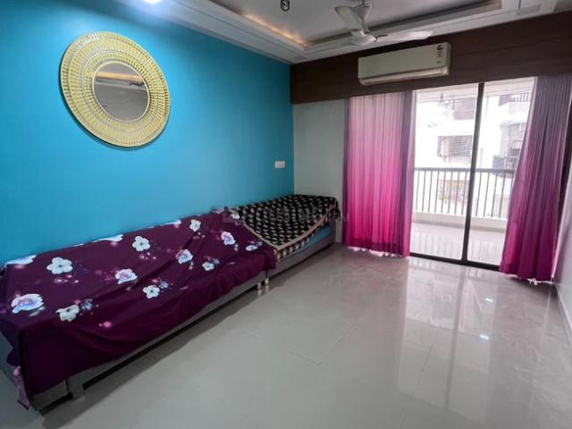 3 BHK Apartment in New Alkapuri for resale Vadodara. The reference number is 20676843