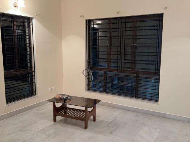 3 BHK Apartment in New Alipore for rent Kolkata. The reference number is 20849318