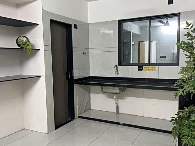 3 BHK Apartment in New Althan for resale Surat. The reference number is 19420673
