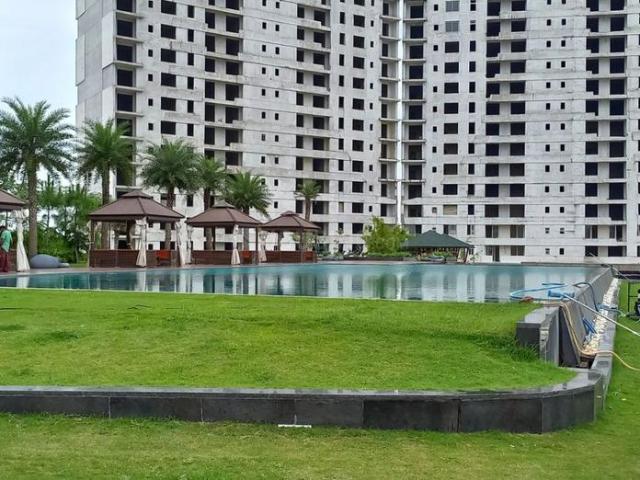 3 BHK Apartment in New Chandigarh for resale Chandigarh. The reference number is 20743235