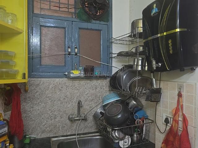 3 BHK Apartment in Neb Sarai for resale New Delhi. The reference number is 19281483