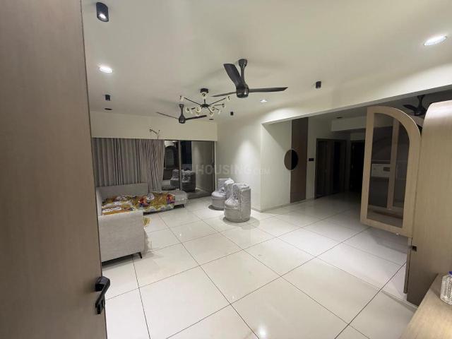 3 BHK Apartment in Nikol for resale Ahmedabad. The reference number is 20651710
