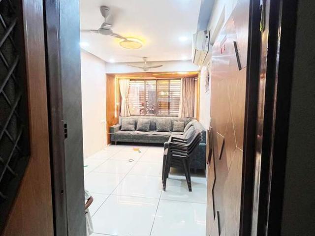 3 BHK Apartment in Nikol for resale Ahmedabad. The reference number is 21371794