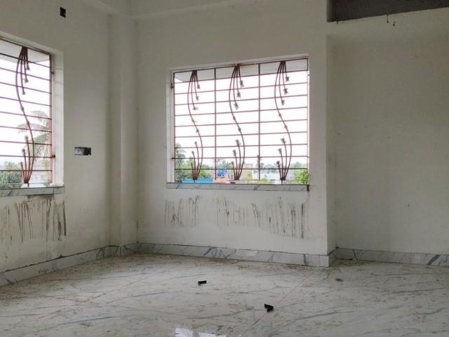 3 BHK Apartment in Nimta for resale Kolkata. The reference number is 20944520