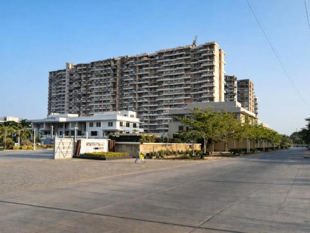 3 BHK Apartment in Nipania for resale Indore. The reference number is 19718478