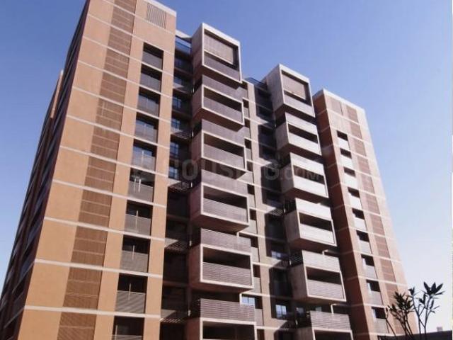 3 BHK Apartment in South Bopal for rent Ahmedabad. The reference number is 16350355