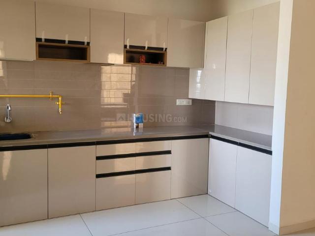 3 BHK Apartment in South Bopal for rent Ahmedabad. The reference number is 17371594