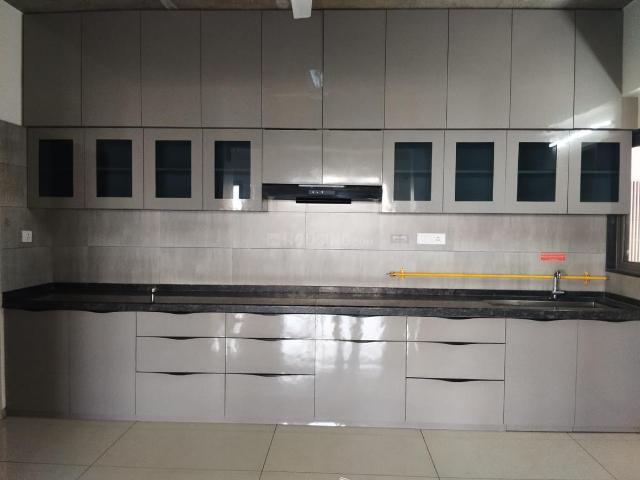 3 BHK Apartment in South Bopal for rent Ahmedabad. The reference number is 18007143