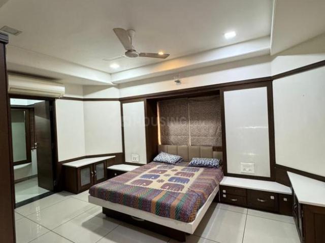 3 BHK Apartment in South Bopal for rent Ahmedabad. The reference number is 11455256