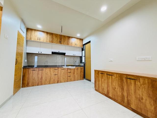 3 BHK Apartment in South Bopal for rent Ahmedabad. The reference number is 21120408