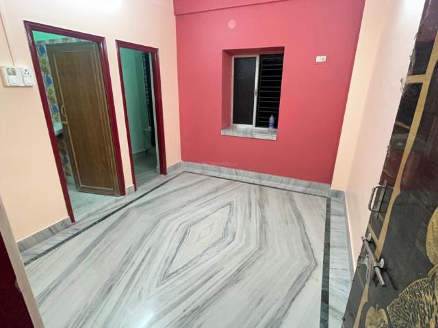 3 BHK Apartment in South Dum Dum for rent Kolkata. The reference number is 20798146