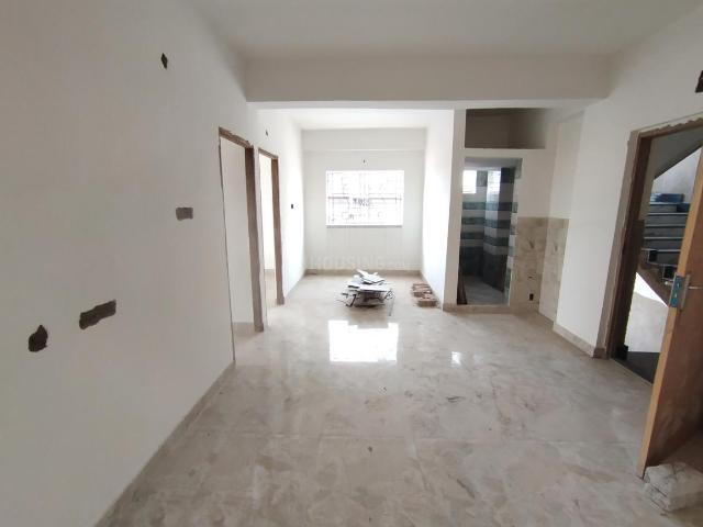 3 BHK Apartment in South Dum Dum for resale Kolkata. The reference number is 16542915