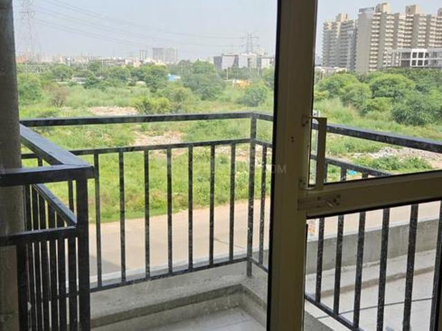3 BHK Apartment in Southern Peripheral Road for rent Gurgaon. The reference number is 21032270